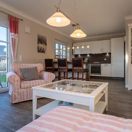 Freetied Freetiet Achtern Diek Διαμέρισμα *